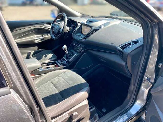 Ford Kuga ST-Line *NAVI* KAMERA