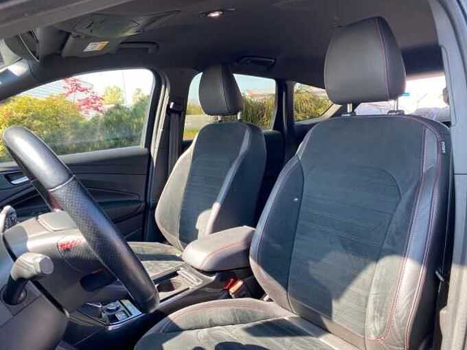 Ford Kuga ST-Line *NAVI* KAMERA