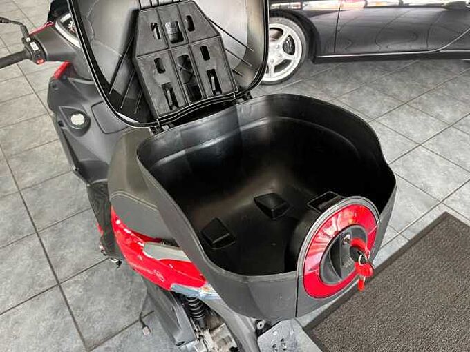 Kymco Agility City +50i E4 (25/45 km/h) 