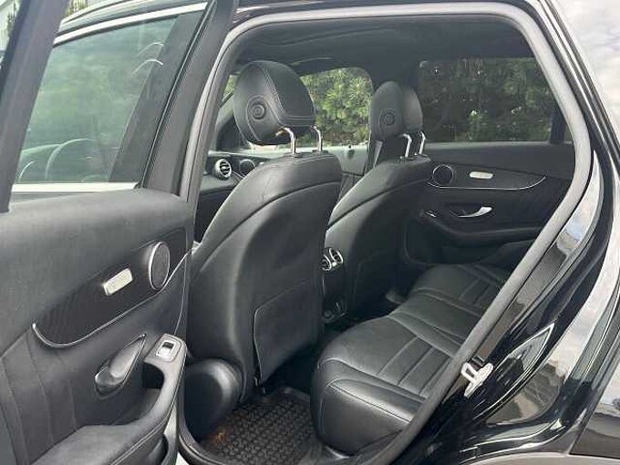 Mercedes-Benz GLC 300 d 4Matic AMG Line