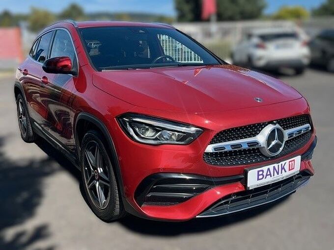 Mercedes-Benz GLA 200 AMG Line / MBUX/ NAVI