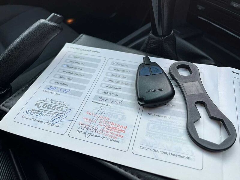 BMW 520 i *Standheizung* KLIMA* SCHECKHEFT* TOP**