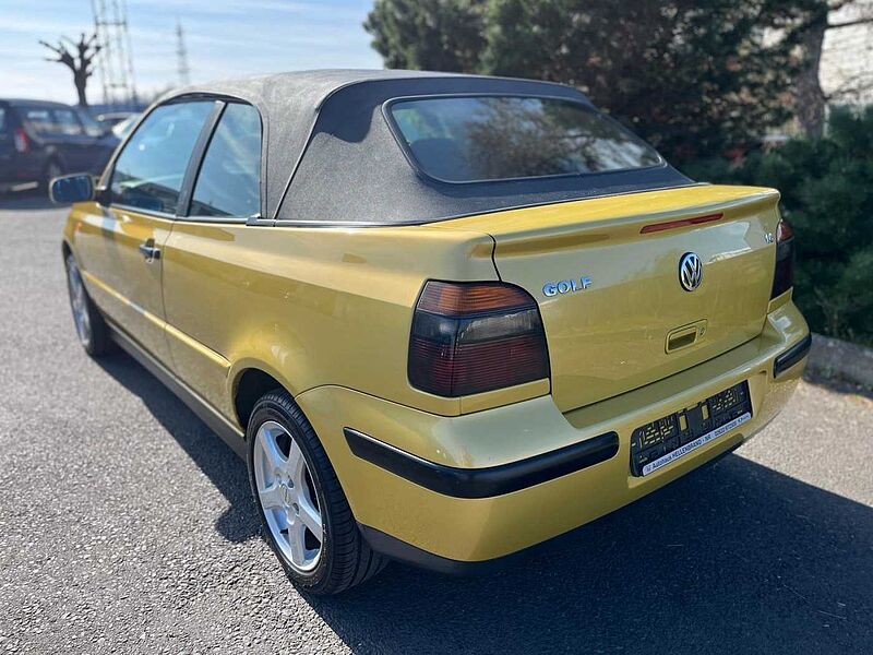 Volkswagen Golf IV Cabriolet 1.6 &apos, Avantgarde&apos,