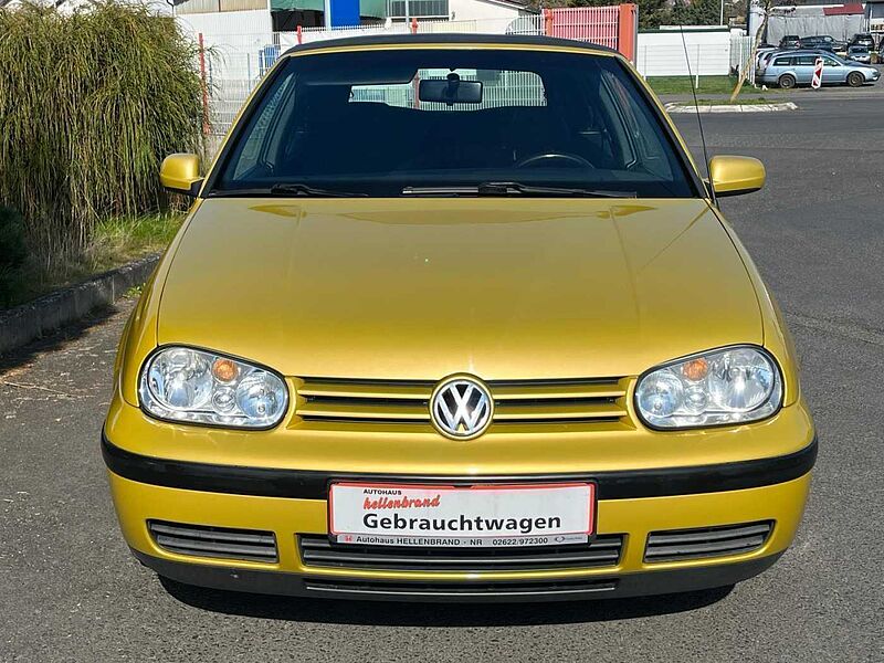 Volkswagen Golf IV Cabriolet 1.6 &apos, Avantgarde&apos,
