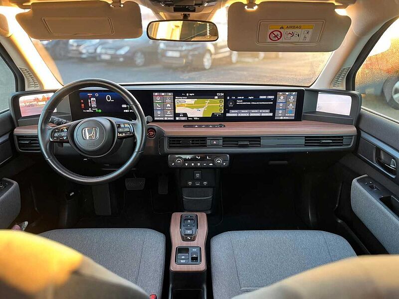 Honda e Basis KAMERA/NAVI **AKTION% UPE NP: 34.880€**