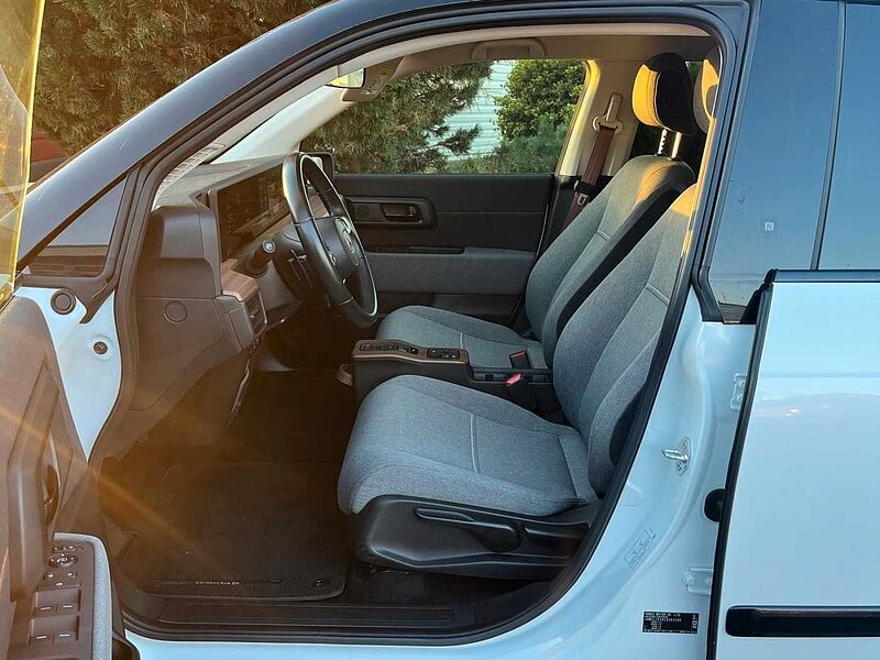 Honda e Basis KAMERA/NAVI **AKTION% UPE NP: 34.880€**