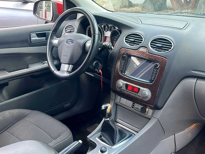 Ford Focus 1.8 Titanium