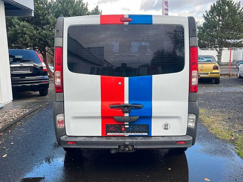 Renault Trafic 2.5  Combi L2H1 2,9t  verglast AHK