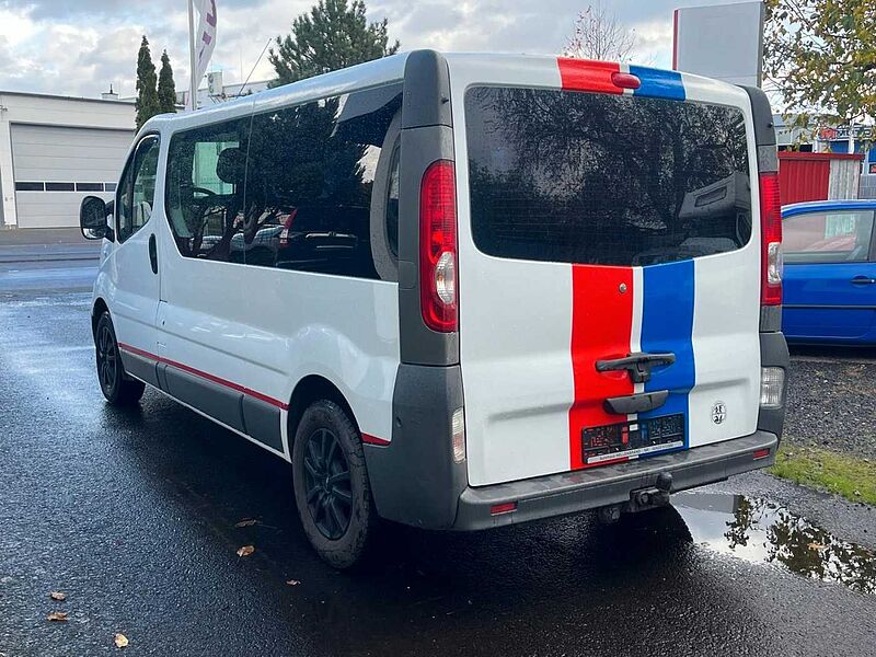 Renault Trafic 2.5  Combi L2H1 2,9t  verglast AHK