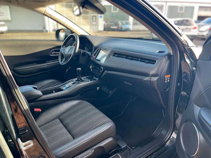 Honda HR-V 1.6 d Executive BLACK EDITION