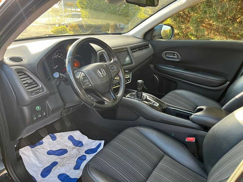 Honda HR-V 1.6 d Executive BLACK EDITION