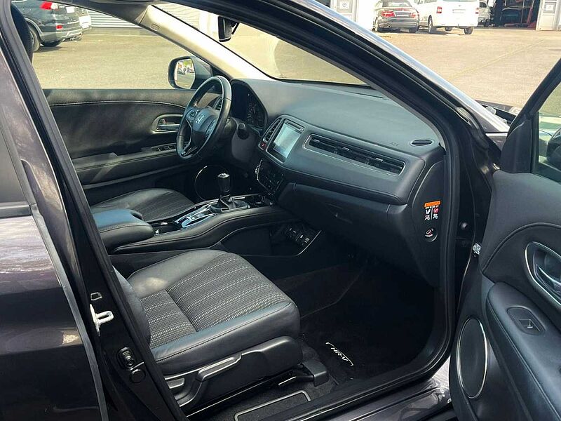 Honda HR-V 1.5 i-VTEC Executive *SHZ* NAVI*