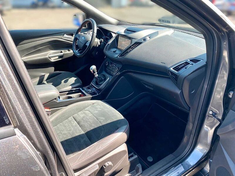 Ford Kuga ST-Line *NAVI* KAMERA