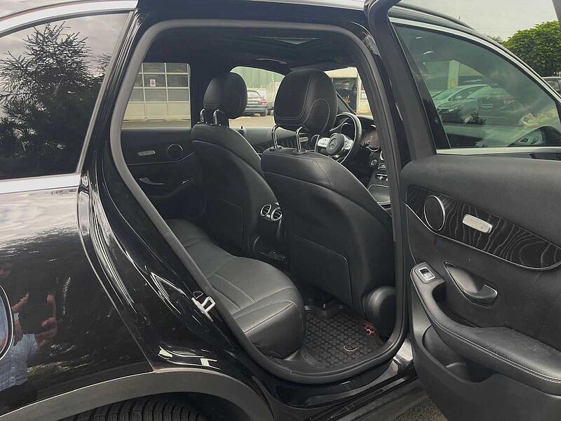 Mercedes-Benz GLC 300 d 4Matic AMG Line