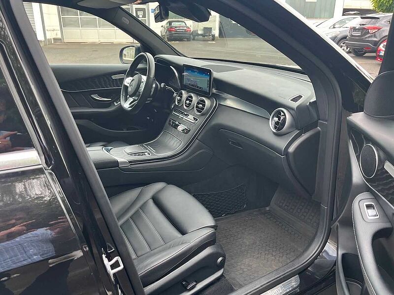 Mercedes-Benz GLC 300 d 4Matic AMG Line