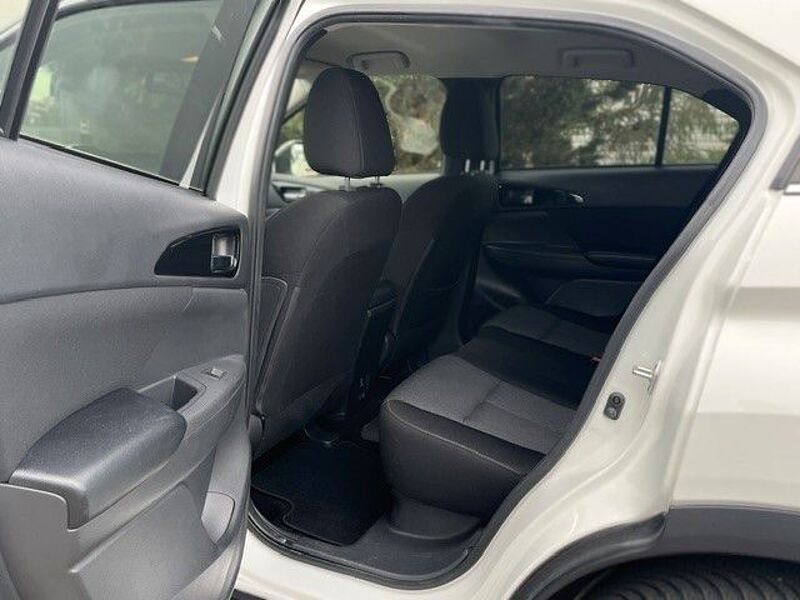 Mitsubishi Eclipse Cross Basis Hybrid 4WD